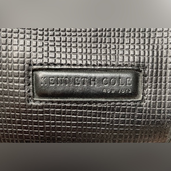 Kenneth Cole Black Leather Clutch - Picture 3 of 13